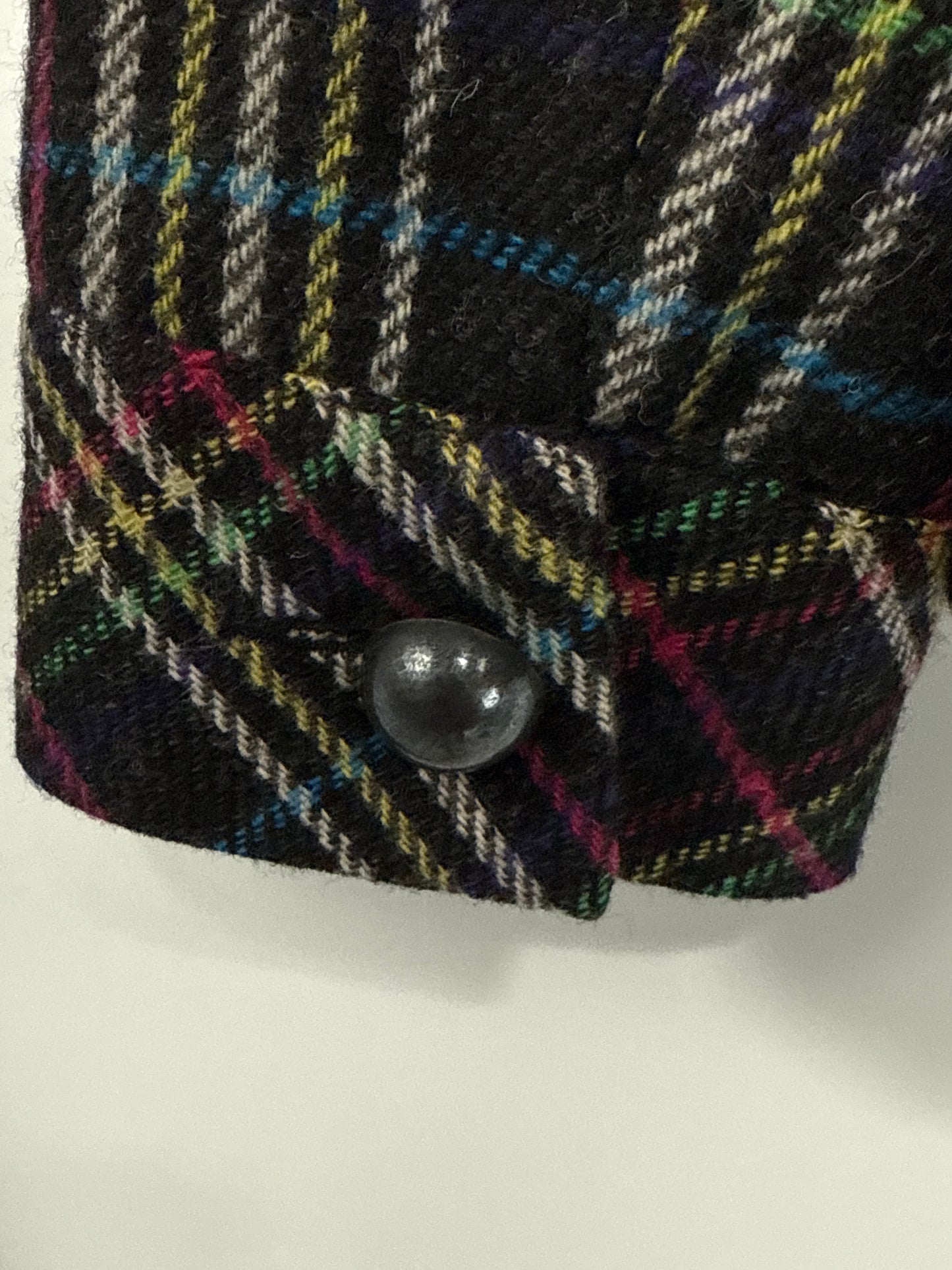 Liz Claiborne Multicolor Plaid Wool Jacket – Size 14W, Pink Lining, Black Buttons