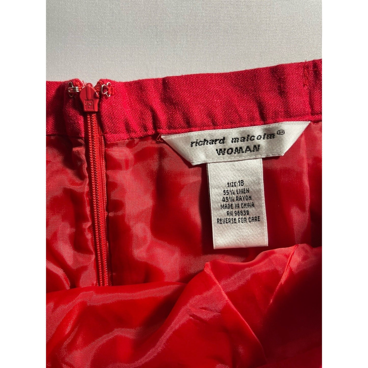 Richard Malcolm Embroidered Red Skirt – Linen Blend – Women's Size 18